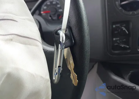 2011 Ford E-350 Super Duty Xlt z USA, uszkodzony, nr VIN 1FBSS3BL6BDA98804